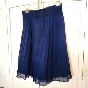 Navy blue Plisse skirt knee length